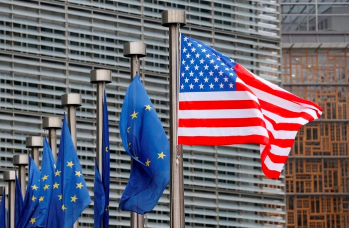 EU lo lắng Đạo luật Giảm lạm phát của Mỹ ‘hút vốn’ từ các ông lớn châu Âu