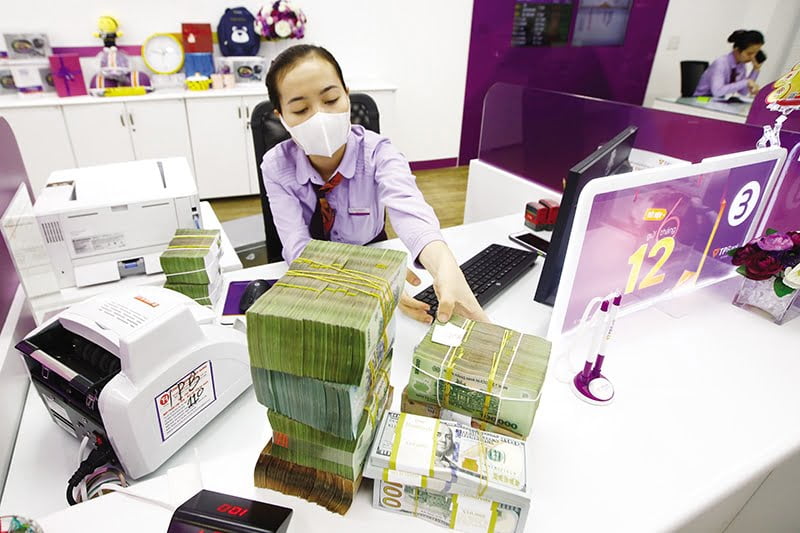 Tin ngân hàng ngày 21/3: Lãi suất liên ngân hàng tiếp tục giảm sâu