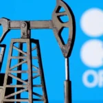 OPEC+ sẽ ‘siết van’ bơm dầu đến khi nào?