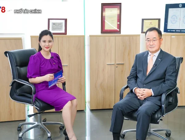 Ông Park Won Sang tại Talkshow Phố Tài chính